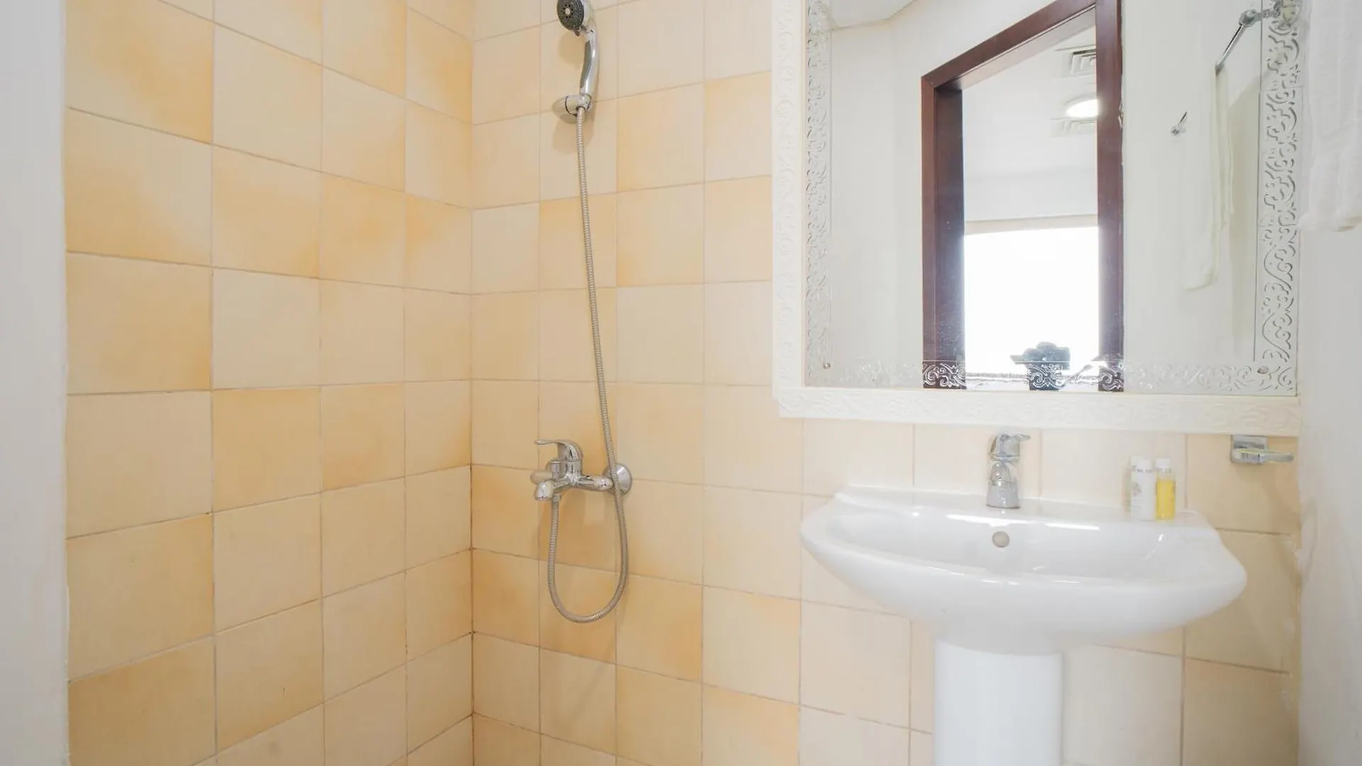 Gardenia Rimal Suites, Luxury Apartments In Jbr With 2 Min Walk To Jbr Beach Dubái Emiratos Árabes Unidos