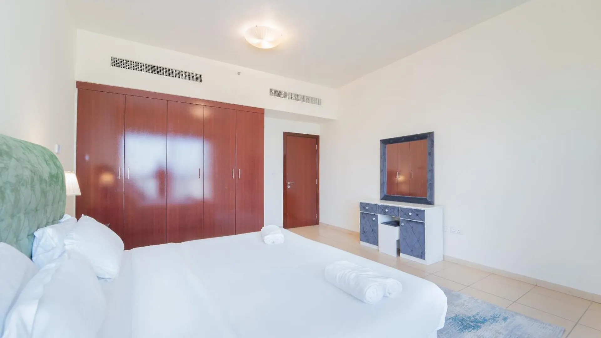 Gardenia Rimal Suites, Luxury Apartments In Jbr With 2 Min Walk To Jbr Beach Dubái Emiratos Árabes Unidos